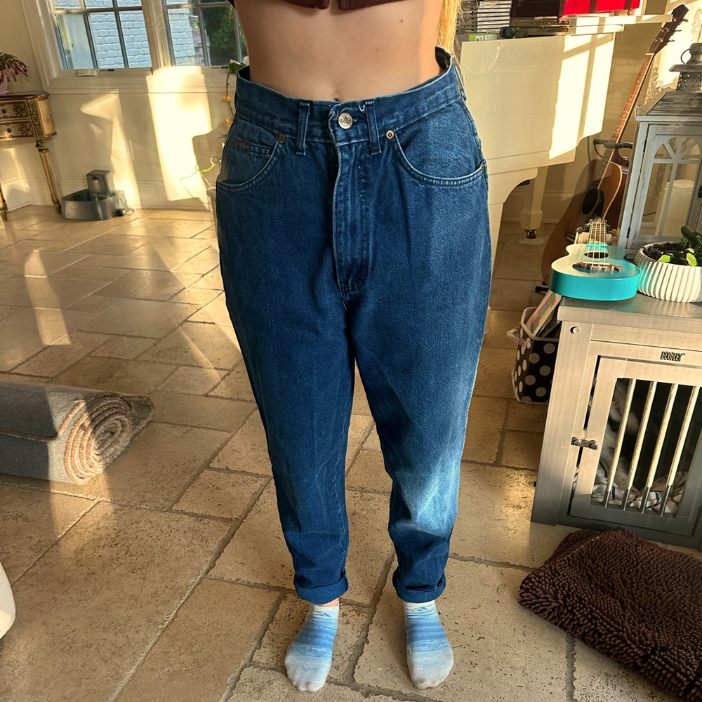 VINTAGE women’s jeans.